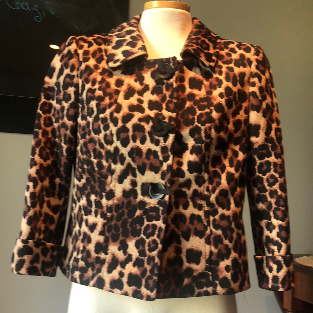 Tahari Chic Leopard Print Blazer